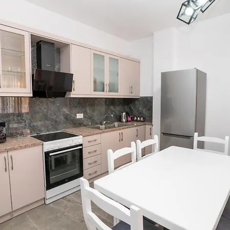 Saranda Apartment Apartamento